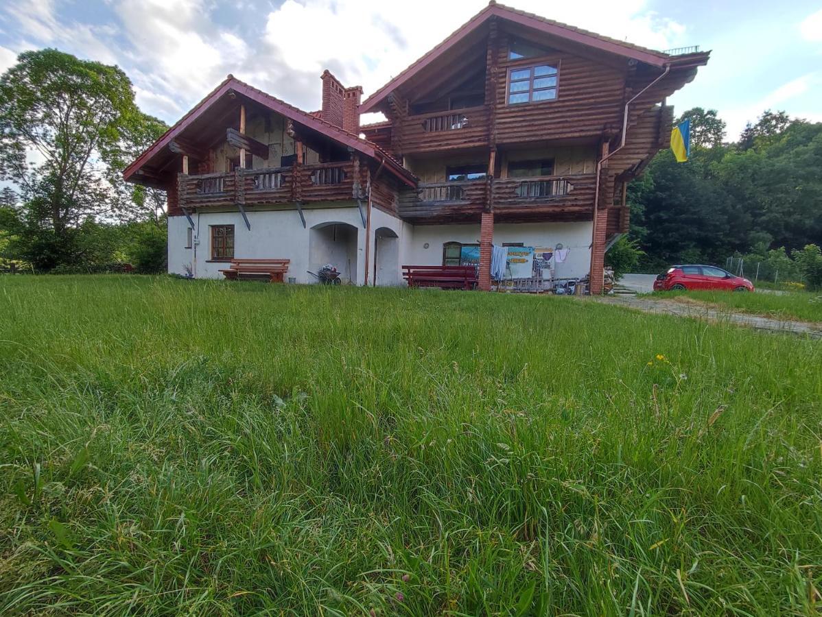 Lev Tukhlya Exterior foto