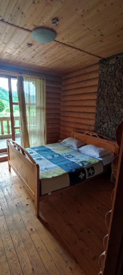 Lev Tukhlya Quarto foto